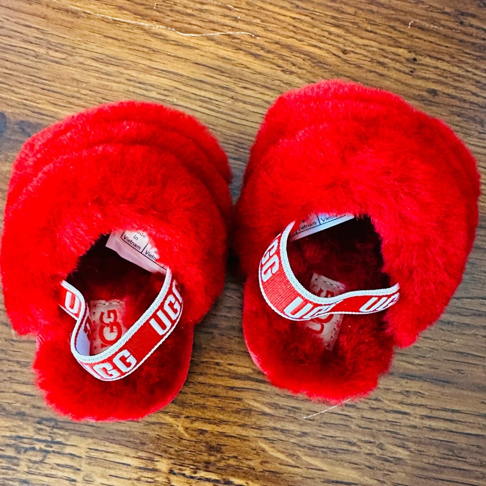 Infant UGG red slipper
